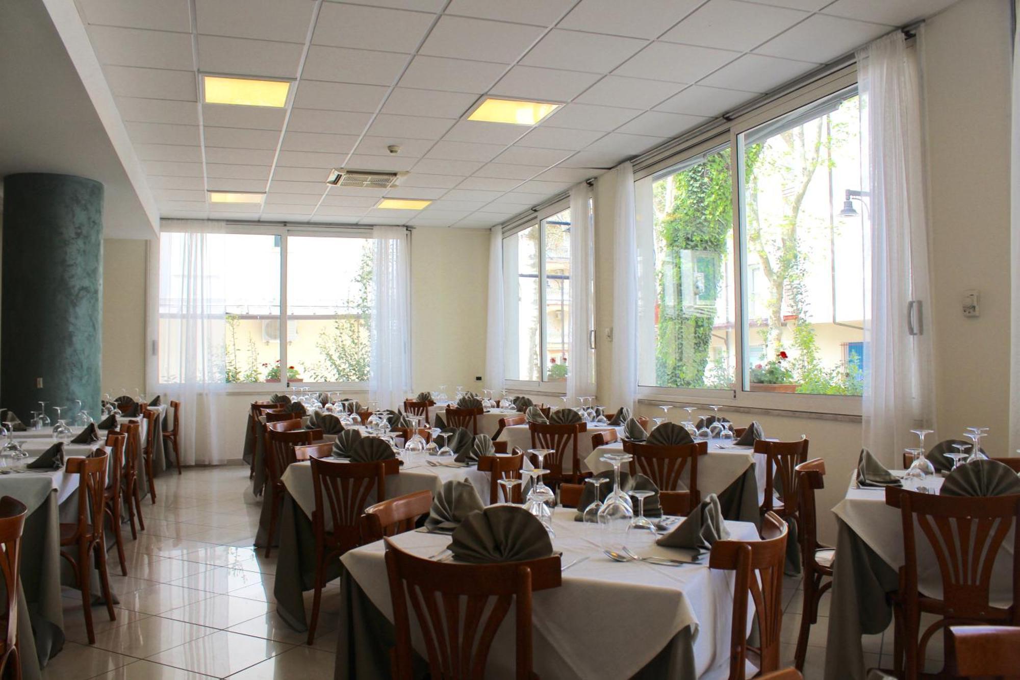 Blue Loft Hotel Cesenatico Eksteriør billede